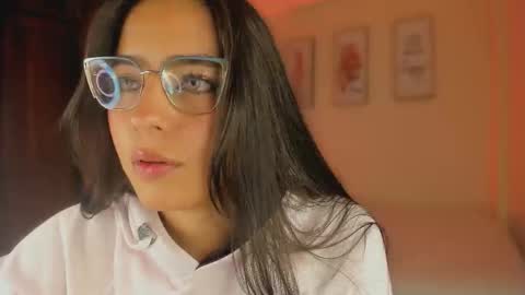 megan online show from December 2025 02:28:01 AM