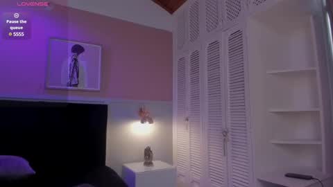 Jazmin  online show from December 2024 08:03:02 PM