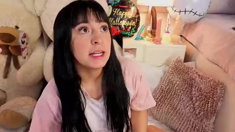 Megan  online show from October 2025 01:56:01 PM