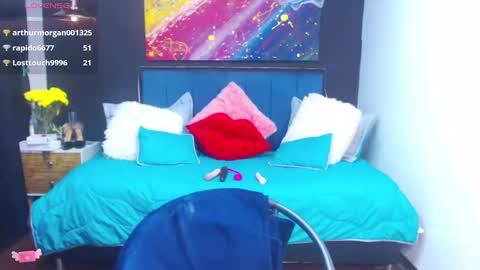 M E G A N   online show from December 2024 05:44:02 PM