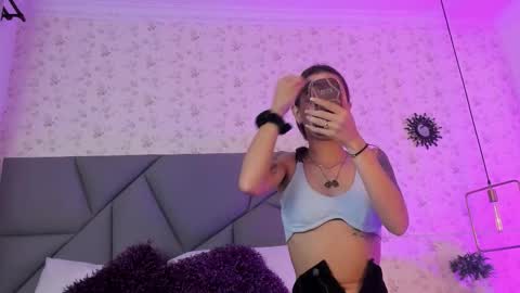 Snapshot of meganandtyler19 chatting on November 2025 12:13:01 PM meganandtayler online show from November 2025 12:13:01 PM