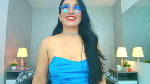 Snapshot of megandiamont_fg chatting on June 2026 09:06:02 PM Megan online show from June 2026 09:06:02 PM