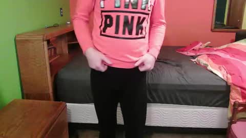 Snapshot of meganfitzy chatting on December 2025 02:32:02 AM GlamTransGoddess online show from December 2025 02:32:02 AM