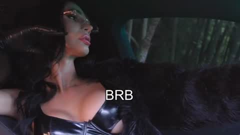 Snapshot of meganfoxxi_ chatting on June 2026 11:59:02 AM MeganFOXXI online show from June 2026 11:59:02 AM