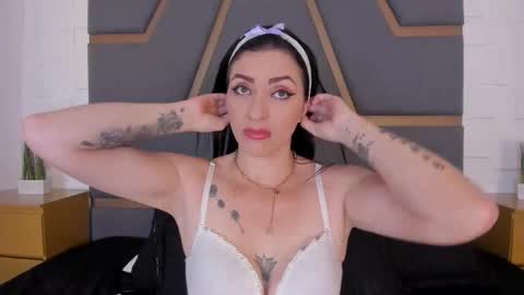 Snapshot of meganhofman chatting on September 2025 11:33:02 AM Megan Hofman online show from September 2025 11:33:02 AM