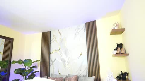 Megan Lowell online show from January 2026 11:48:02 AM