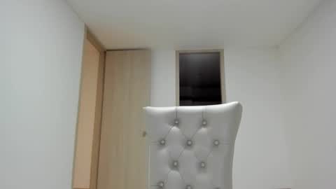 meganmir1 online show from November 2025 04:14:01 AM