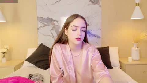 meganmonroee_ online show from March 2026 07:40:01 PM