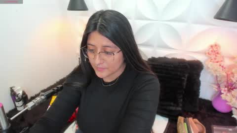 Megan  online show from February 2026 03:32:02 AM