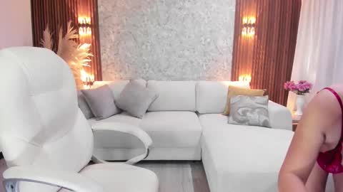 Megan  online show from December 2025 07:31:02 PM