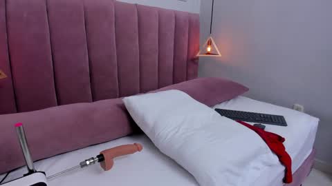 Megan  online show from January 2025 03:58:01 PM