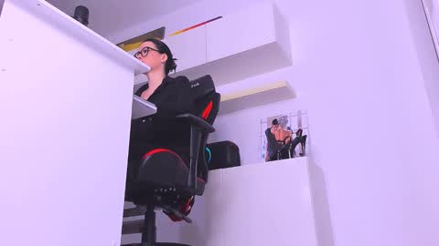 Megan online show from December 2024 04:36:01 PM