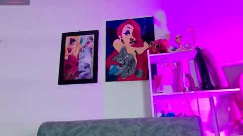 Megan online show from December 2025 07:56:02 PM