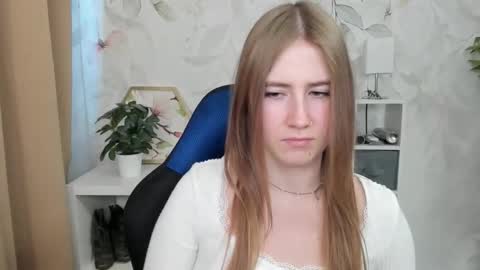 Megan online show from September 2025 05:44:01 AM