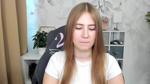 Megan online show from October 2025 09:51:02 AM