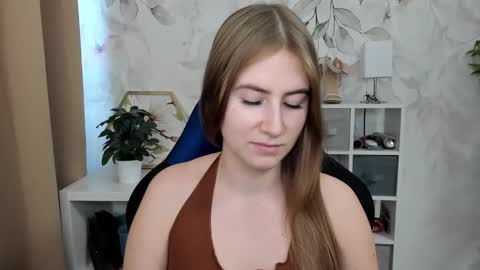 Megan online show from October 2025 11:09:02 AM