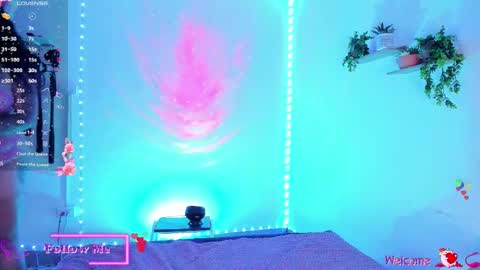   online show from November 2025 09:13:02 PM