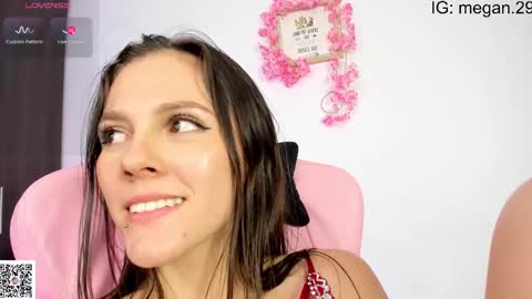 MEGHAN  online show from February 2025 05:19:01 AM