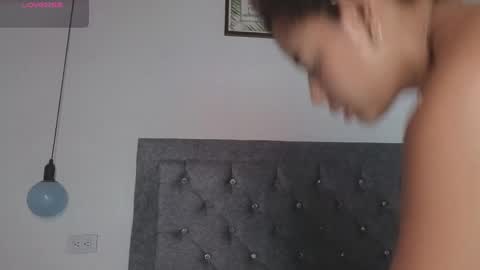 Meghan  online show from September 2025 08:00:02 PM