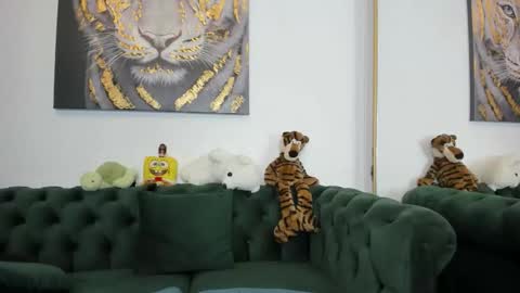 megpalmer online show from September 2025 07:16:01 PM