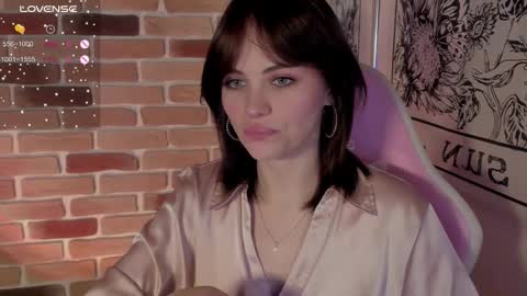 Katie  Payne online show from December 2025 04:56:01 PM