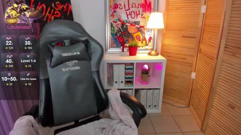 mekurisu online show from January 2025 11:23:02 AM