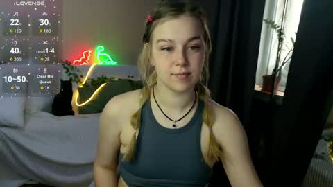 Snapshot of mel_nelson chatting on May 2026 10:10:02 AM Mel online show from May 2026 10:10:02 AM