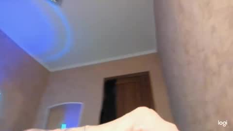  Start every day 2000 - 700 online show from November 2025 08:31:01 PM