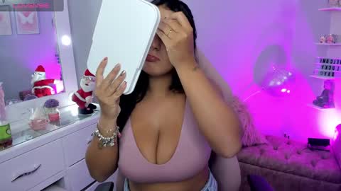 Melaany  online show from December 2024 02:01:01 AM