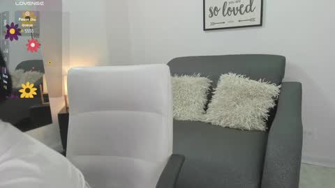 Snapshot of melan_owen chatting on January 2025 11:01:02 AM melan_owen online show from January 2025 11:01:02 AM