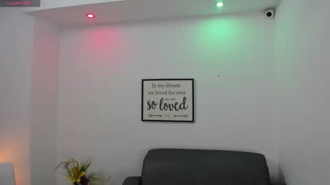 Snapshot of melan_owen chatting on February 2025 10:50:02 AM melan_owen online show from February 2025 10:50:02 AM