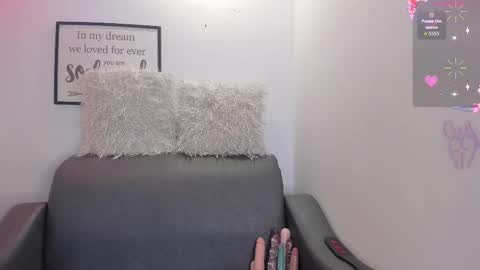 Snapshot of melan_owen chatting on September 2025 11:03:01 AM melan_owen online show from September 2025 11:03:01 AM