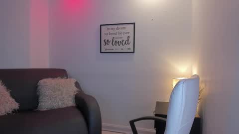 Snapshot of melan_owen chatting on November 2025 11:10:02 AM melan_owen online show from November 2025 11:10:02 AM