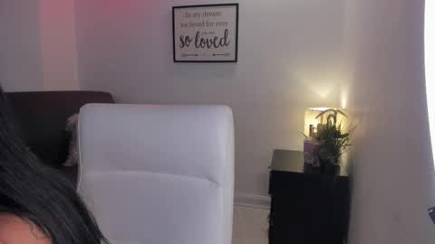 Snapshot of melan_owen chatting on November 2025 11:02:02 AM melan_owen online show from November 2025 11:02:02 AM