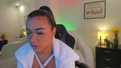 melan_owen online show from June 2026 11:02:01 AM