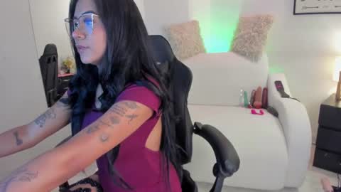 melan_owen online show from July 2026 03:29:02 PM