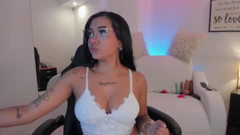 melan_owen online show from July 2026 10:57:02 AM