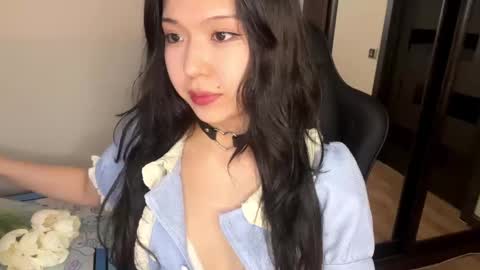 Melana online show from March 2025 11:16:01 AM