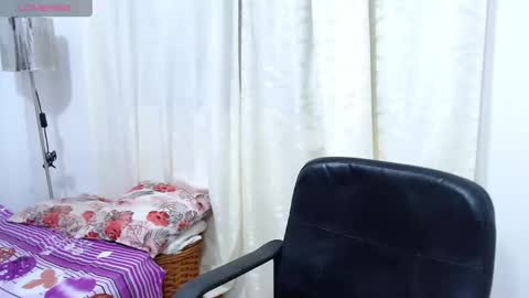 melani online show from December 2024 12:27:01 AM