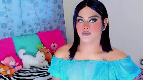 melanie_dolls online show from November 2025 01:59:02 PM