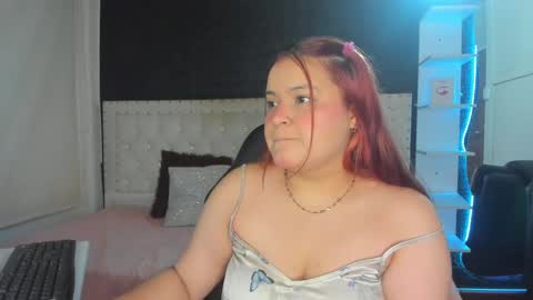 Melanie  online show from February 2025 04:14:02 AM