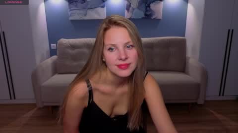 Snapshot of melaniebennett chatting on April 2026 06:42:02 AM Melanie Bennett online show from April 2026 06:42:02 AM