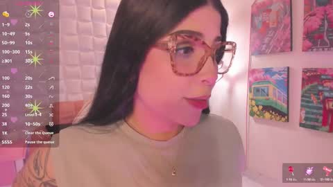 melaniegrayx online show from September 2025 02:28:01 PM