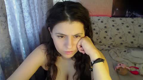 Melanie Milena online show from February 2025 10:19:01 AM
