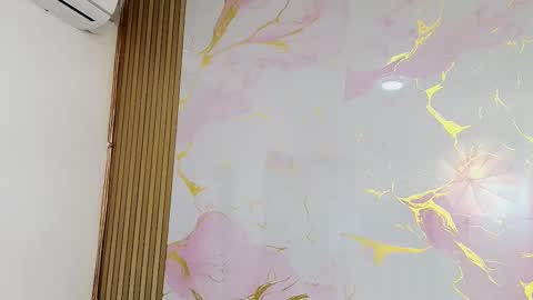 Melanie online show from October 2025 12:15:01 PM