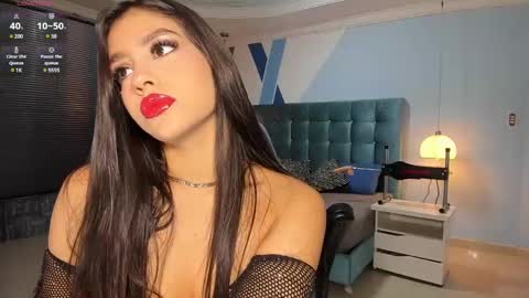 Snapshot of melanierioss_ chatting on January 2025 12:56:01 PM online show from January 2025 12:56:01 PM