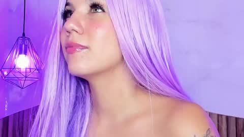 Melanie Roux online show from January 2025 11:08:01 PM