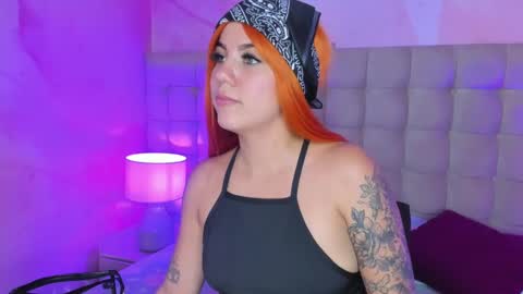 Melanie Roux online show from January 2025 08:00:02 PM