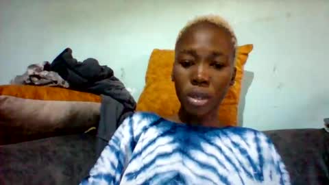 melaninndriping online show from October 2025 08:04:02 AM