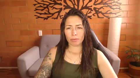 Melanny online show from November 2025 11:31:01 AM